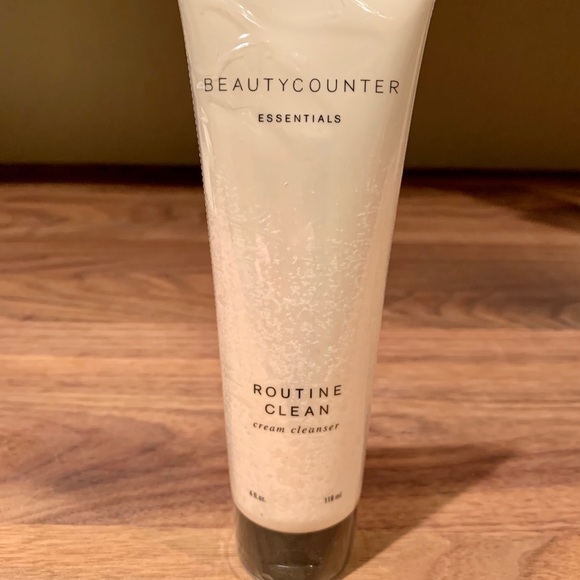 beautycounter face wash